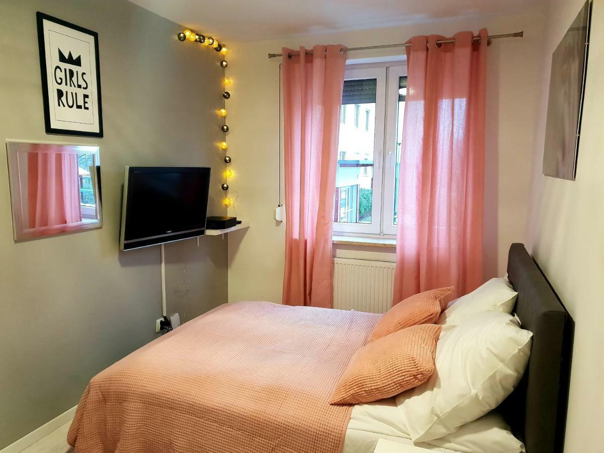 Apartament Szafir Zielona Góra Extérieur photo